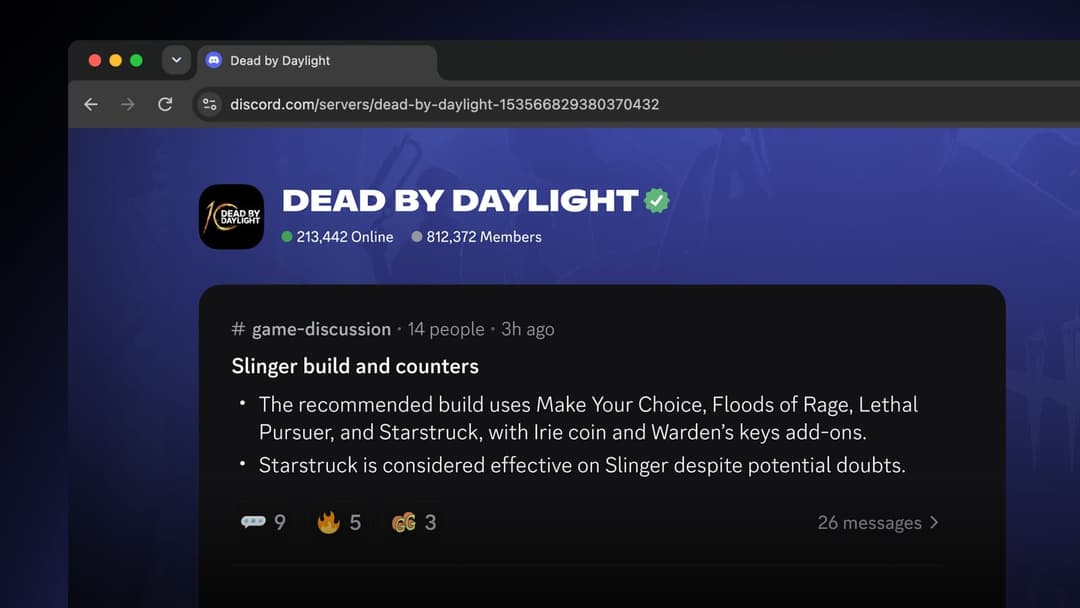 Screenshot of a web browser on discord.com showing the Dead by Daylight server page with 213,442 online and 812,372 members, and a post in #game-discussion titled 'Slinger build and counters'.